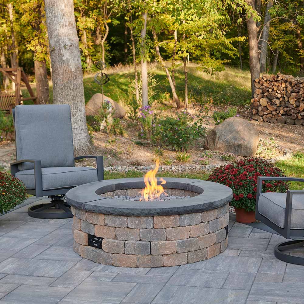 The Outdoor Greatroom Bronson Block Round Gas Fire Pit Kit