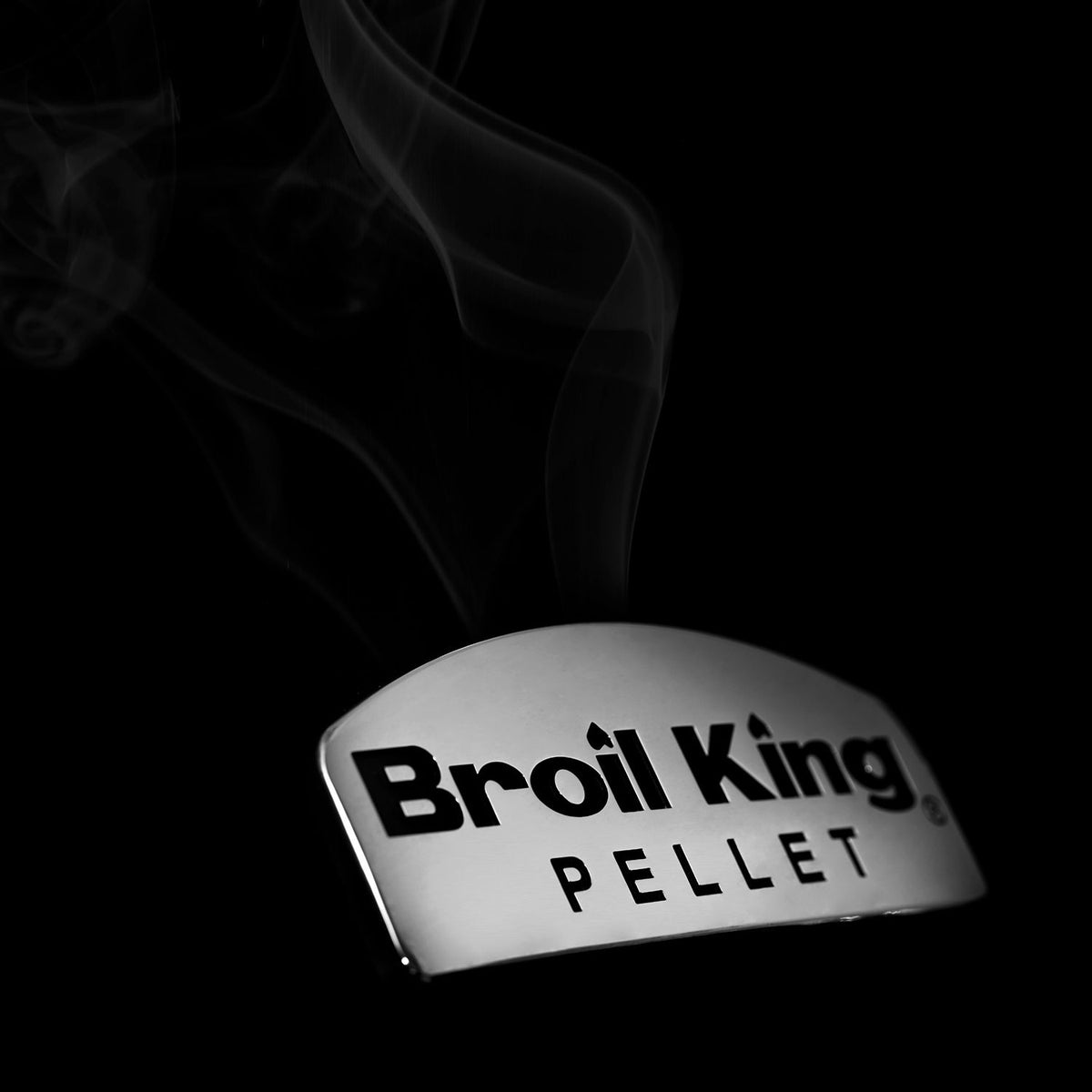 Broil King Crown Pellet 400 Smoker and Grill Logo