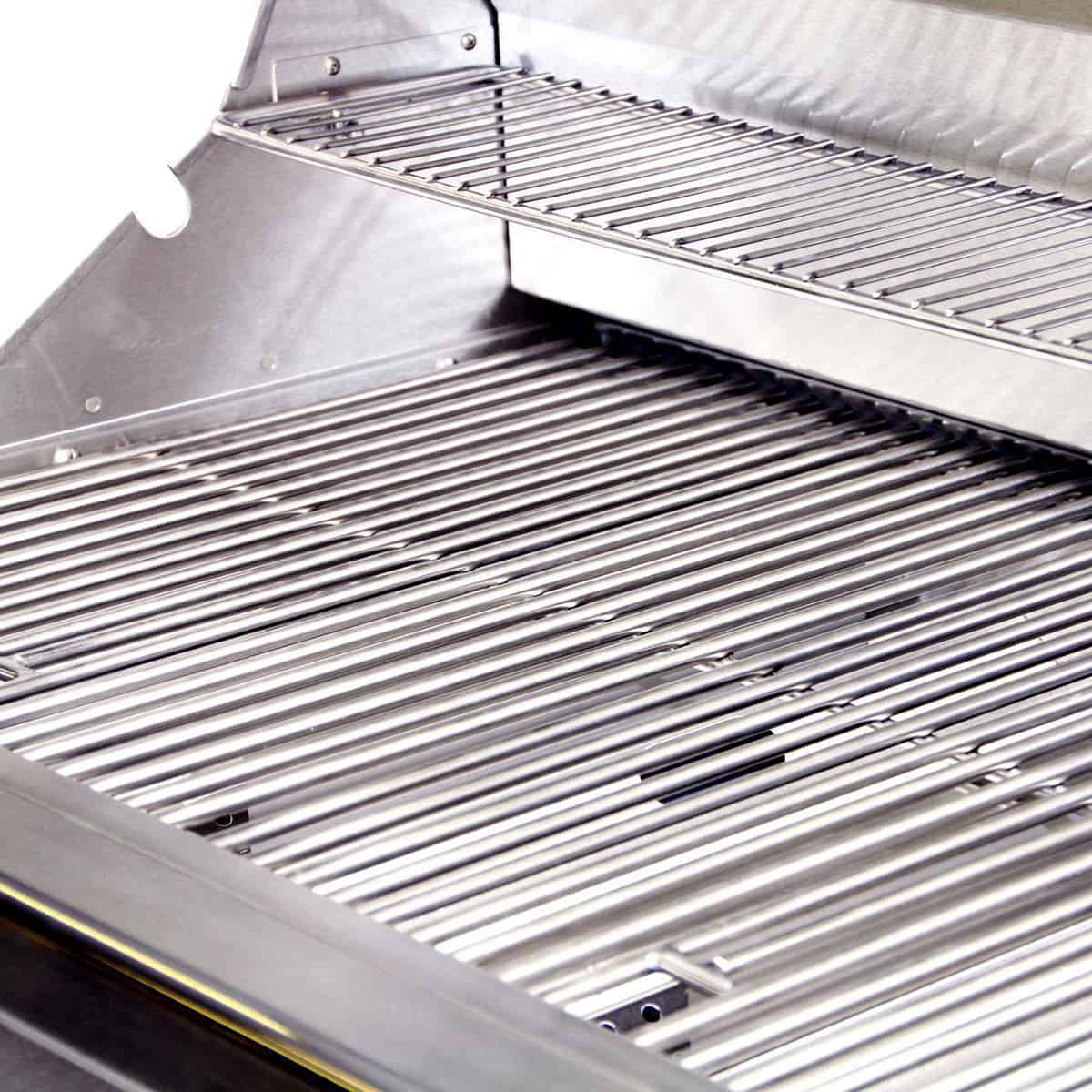 Coyote C-Series 34 Inch Built-In 3-Burner Grill Stainless Grate Close-up