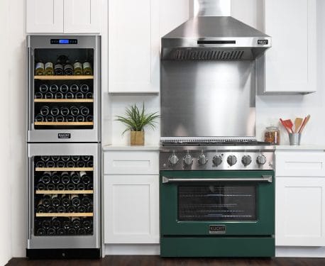 Kucht Pro Color Series 36 Inch Single Oven Gas Range in green color built into kitchen.